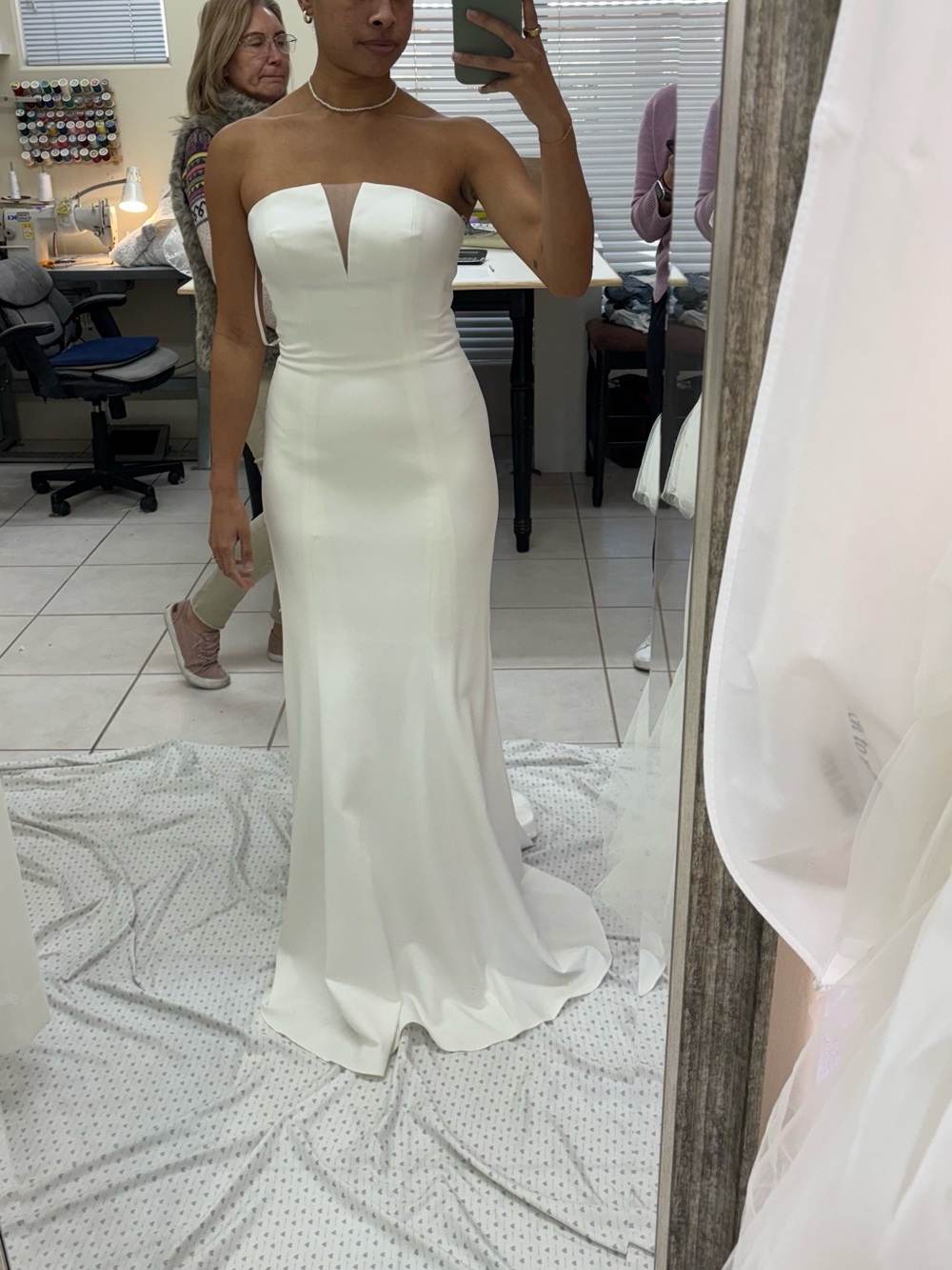 Wedding Dress | Elegant White V-Neck Fitted